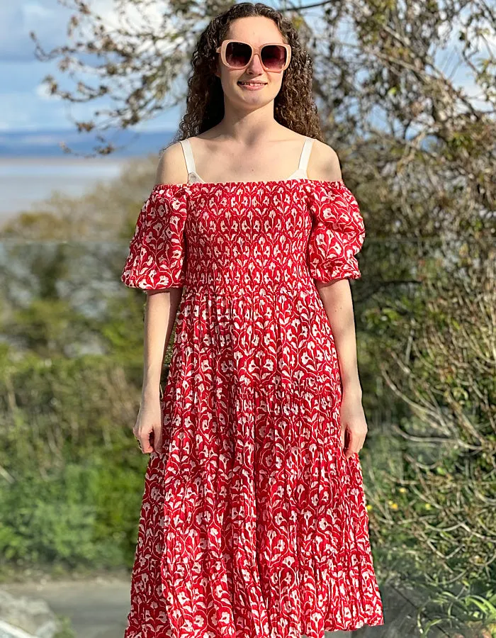 Dream Waterfront Dress in Tulip Red