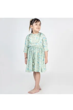  Floral Printed Knee-Length Casual Frocks