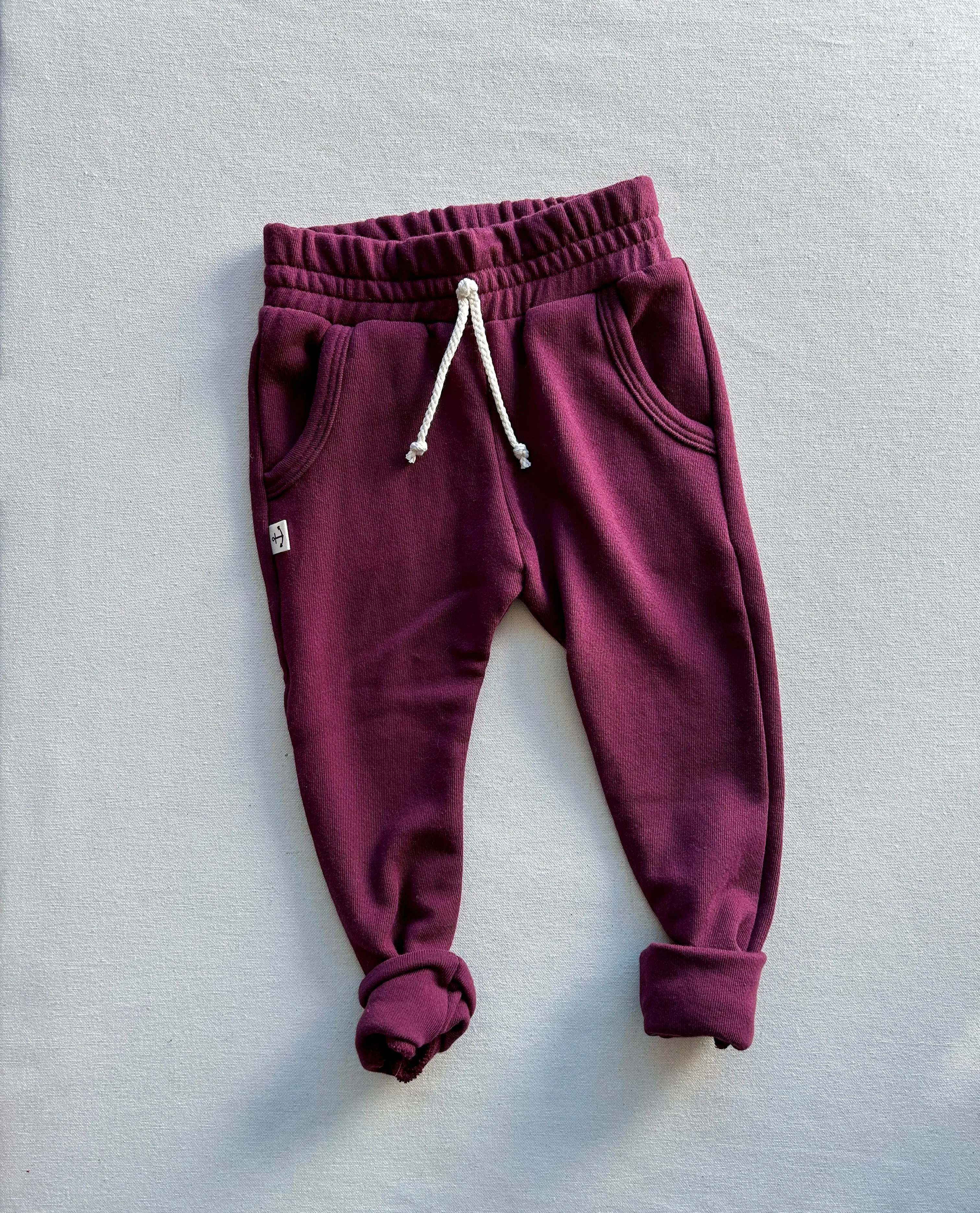 Joggers | ACAI