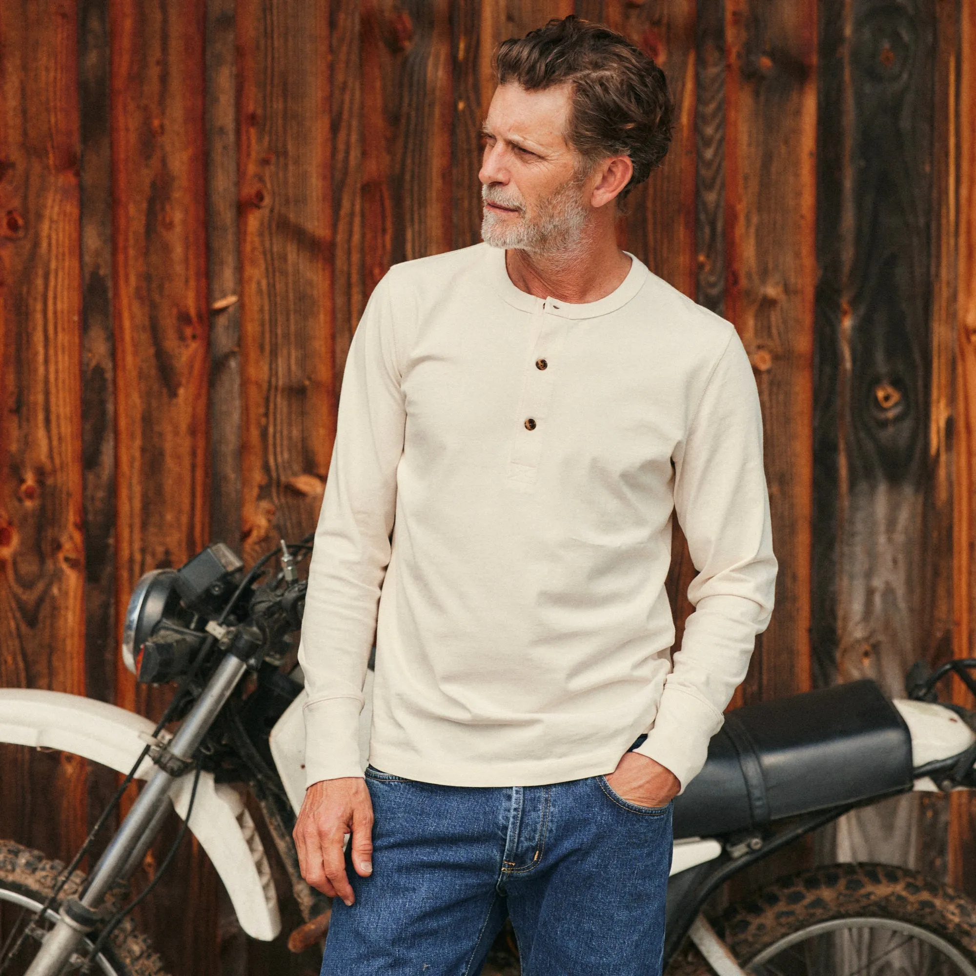 Le Henley V6