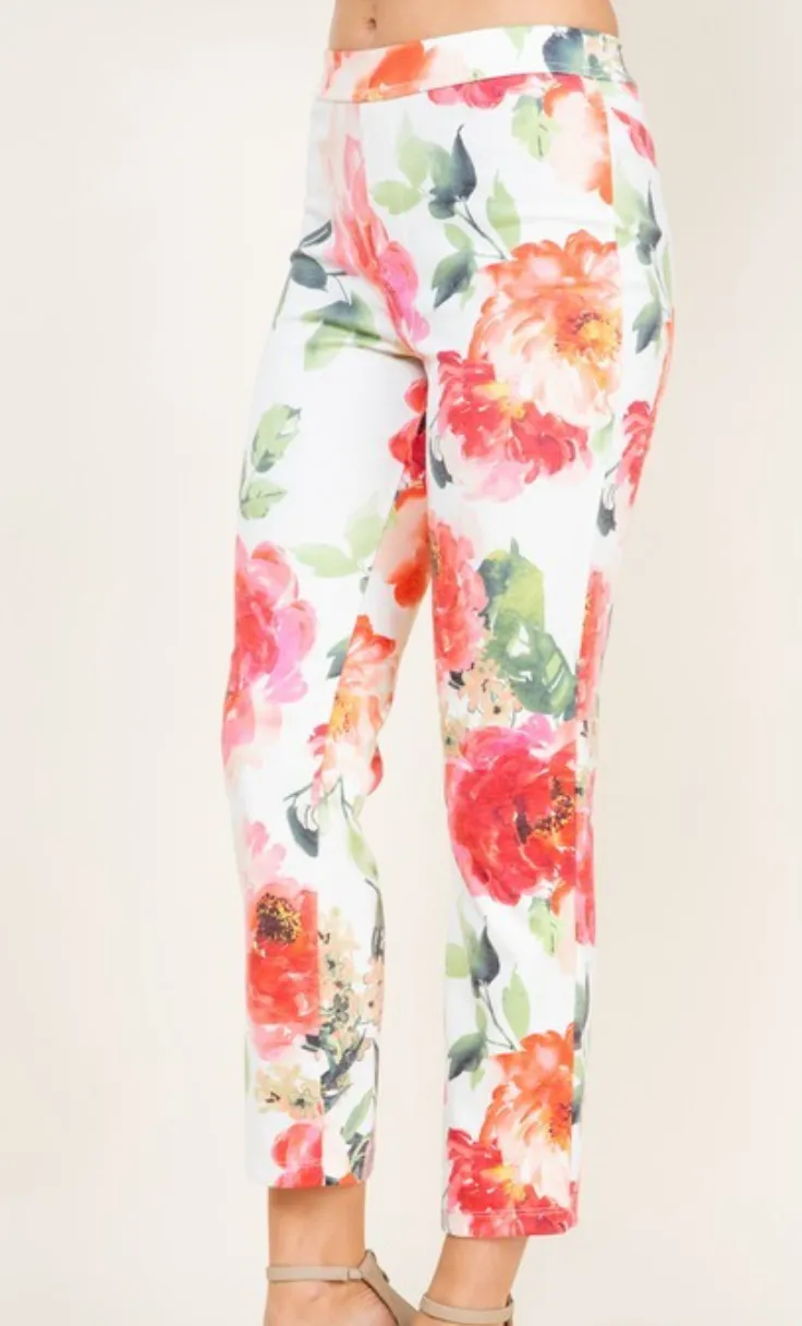Slim Fit Floral Capri