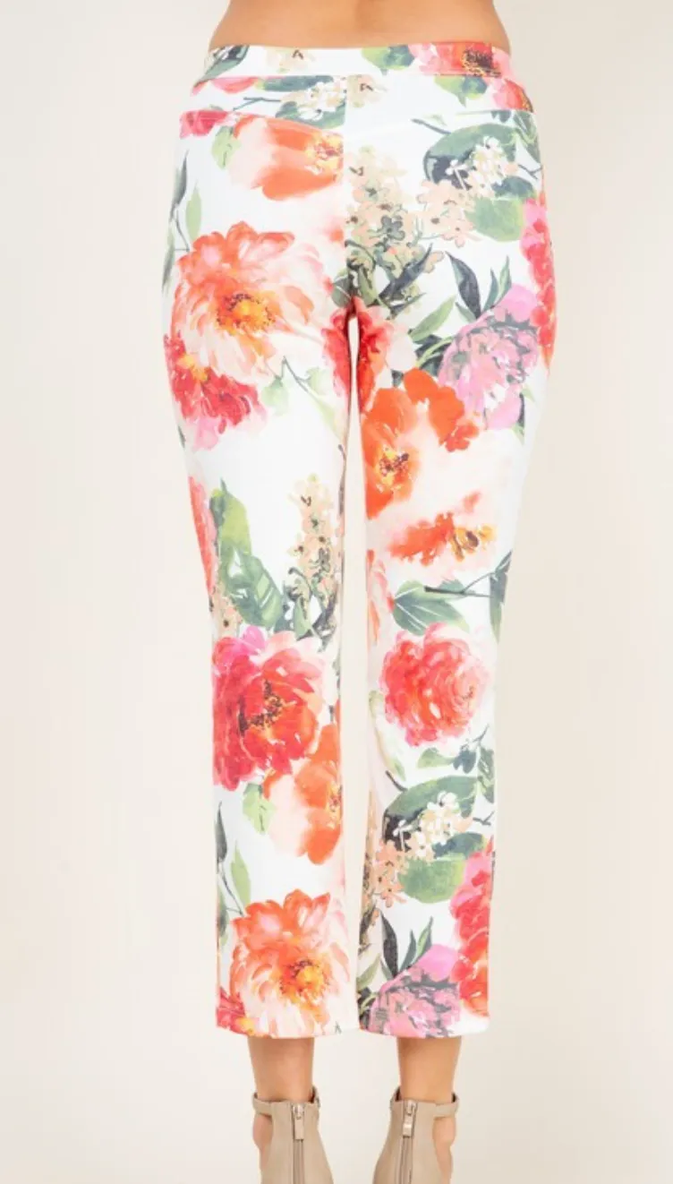 Slim Fit Floral Capri