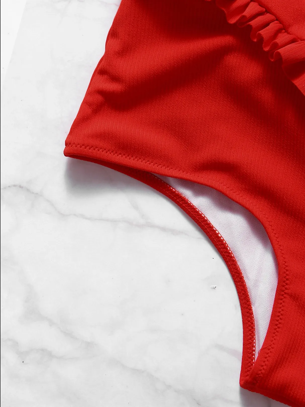 Wholesale Red Scoop Neck Sleeveless Plain Self-Tie Tie-Up Flounced Hem High Waist 2 Piece Bikinis